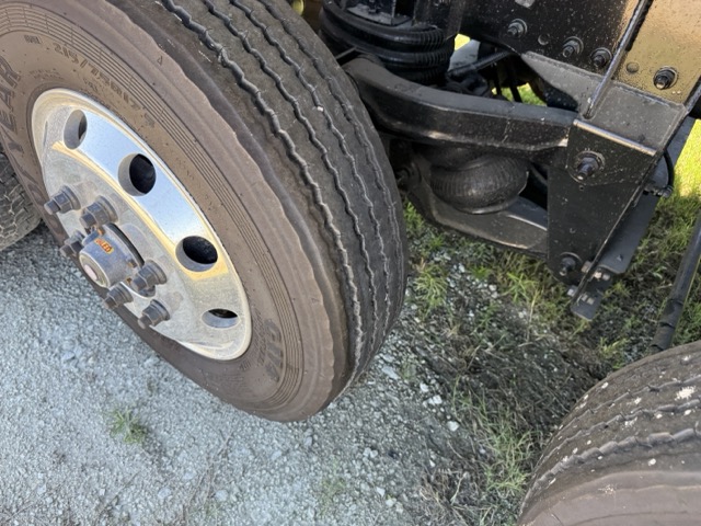 (5) 2024 Freightliner 114SD - 7 axle Dump - Image 16
