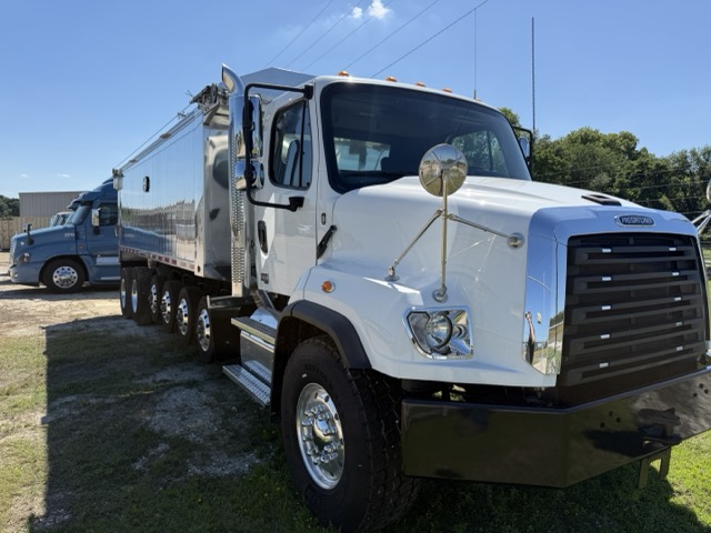 (5) 2024 Freightliner 114SD - 7 axle Dump - Image 28