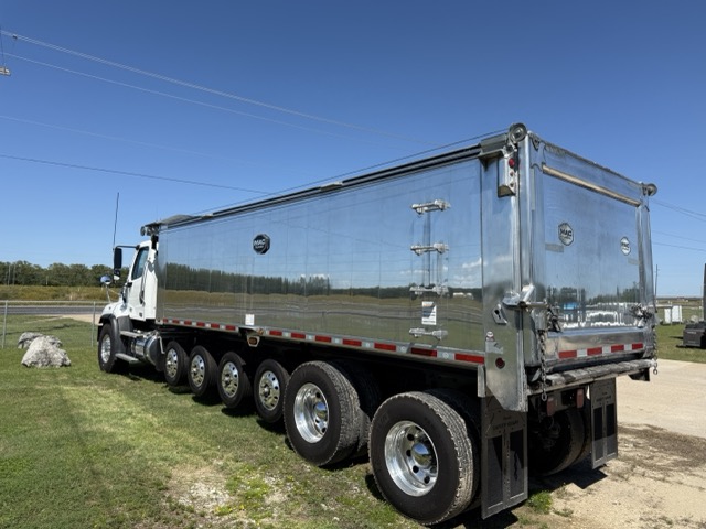 (5) 2024 Freightliner 114SD - 7 axle Dump - Image 31